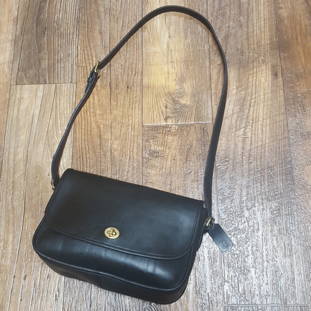 Vintage Coach City Bag (Style 9790)